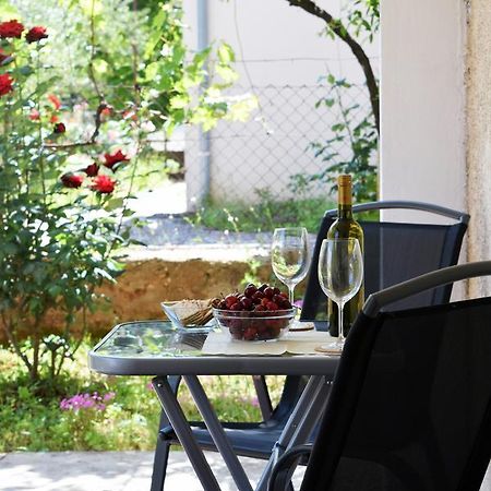 Apartman Klarin Zara Esterno foto