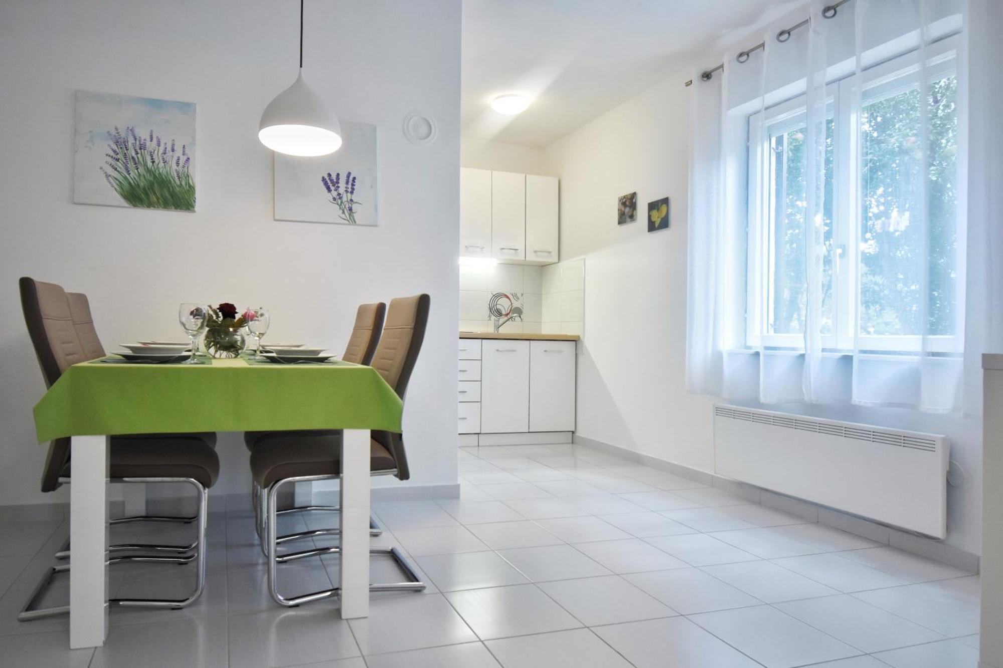 Apartman Klarin Zara Esterno foto