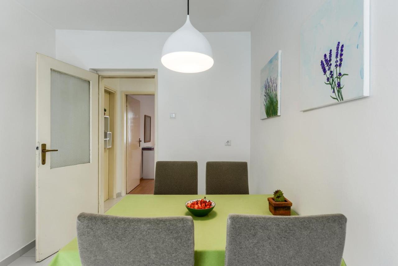 Apartman Klarin Zara Esterno foto