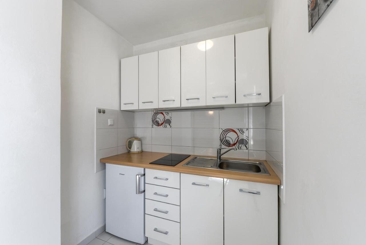 Apartman Klarin Zara Esterno foto